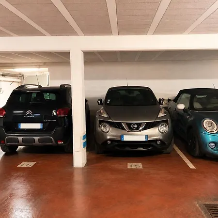 Joli Avec Balcon, Centre De Cannes, 5 Mn A Pieds De La Et Du Palais Des Festivals Apartman *